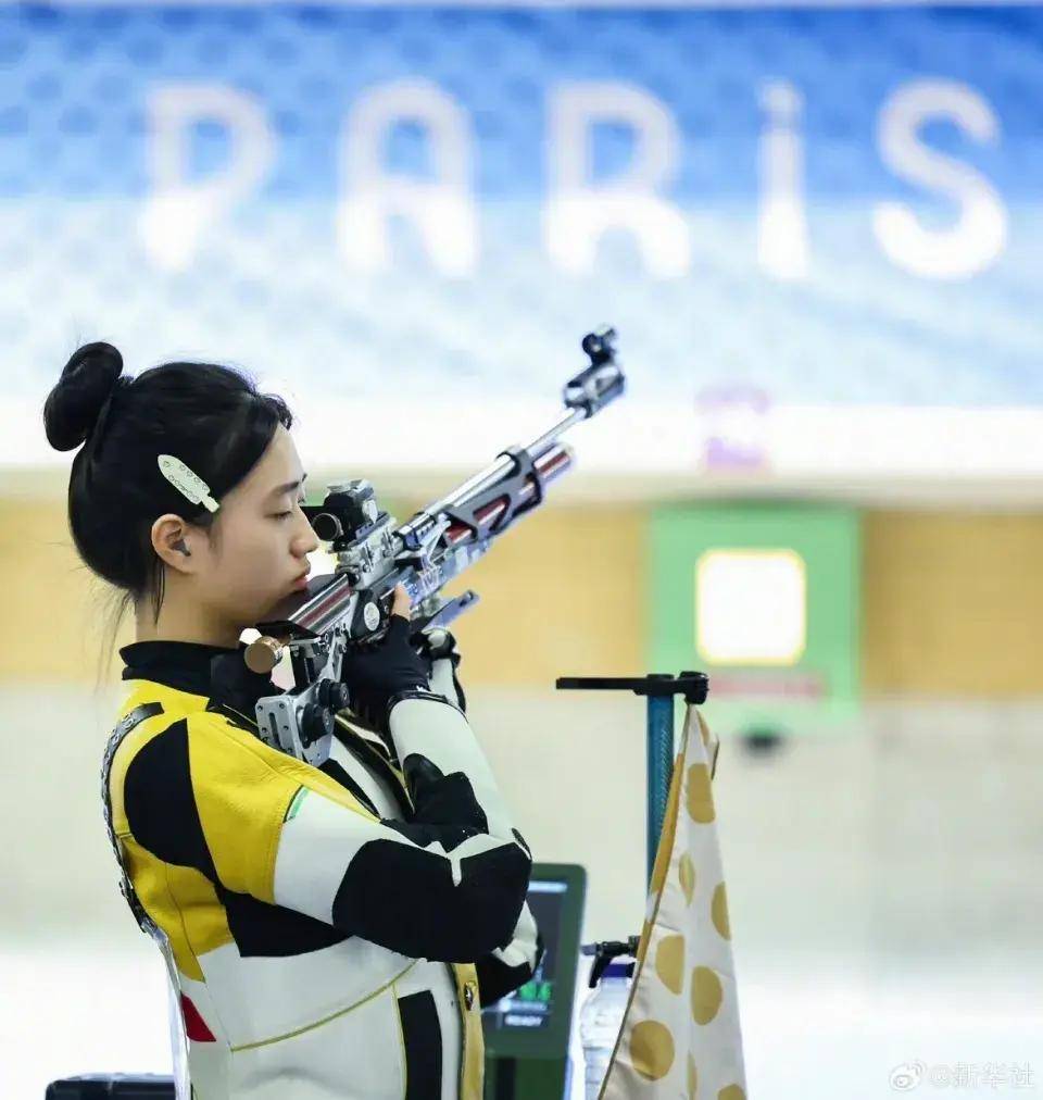 雷速直播-墨西哥选手埃米莉亚荣获女子射击金牌