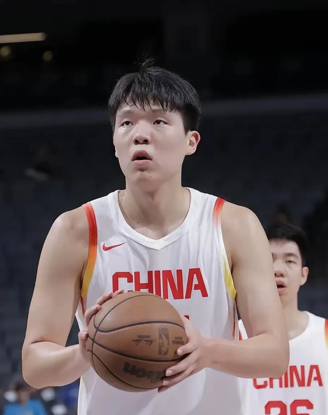 篮球新星人气飙升，球队未来前景一片光明