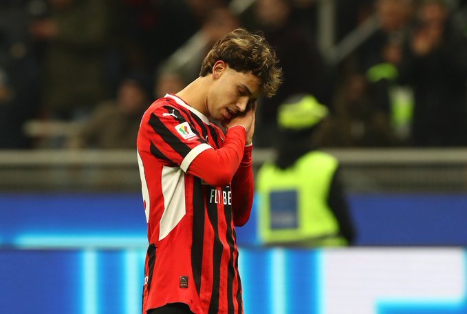 AC米兰主场不敌罗马，遭遇联赛失利