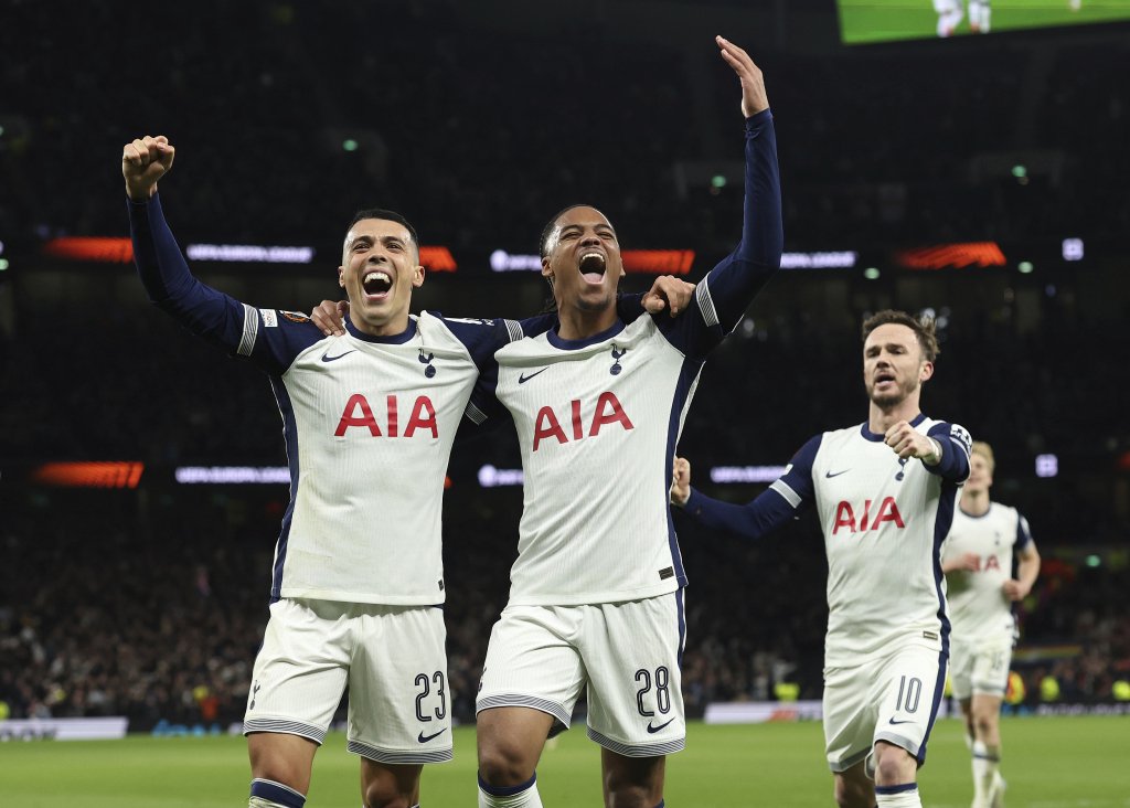 热刺球员发挥出色,帮助球队逐鹿成功 热刺球员发挥出色,帮助球队逐鹿成功